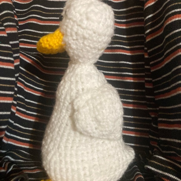 Adorable crochet Duck - Picture 2 of 3